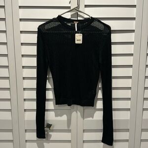 Free People NWT Semi Sheer H20 100% Viscose Long Sleeves Top.